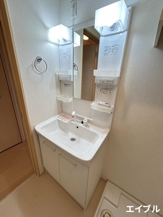 物件内観写真11　(洗面)