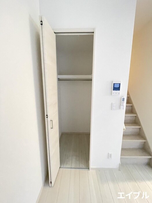 物件内観写真15　(収納)