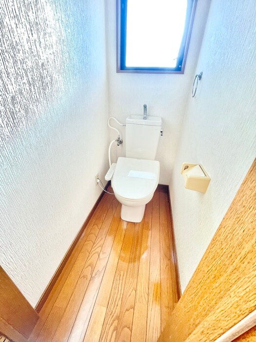 物件内観写真7　(トイレ)