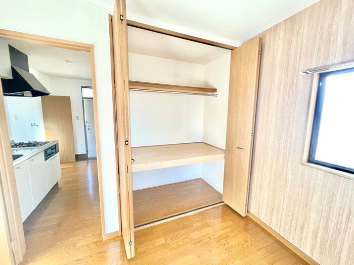 物件内観写真9　(収納)