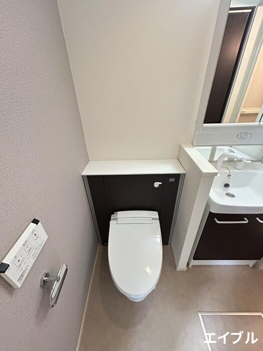 物件内観写真7　(トイレ)