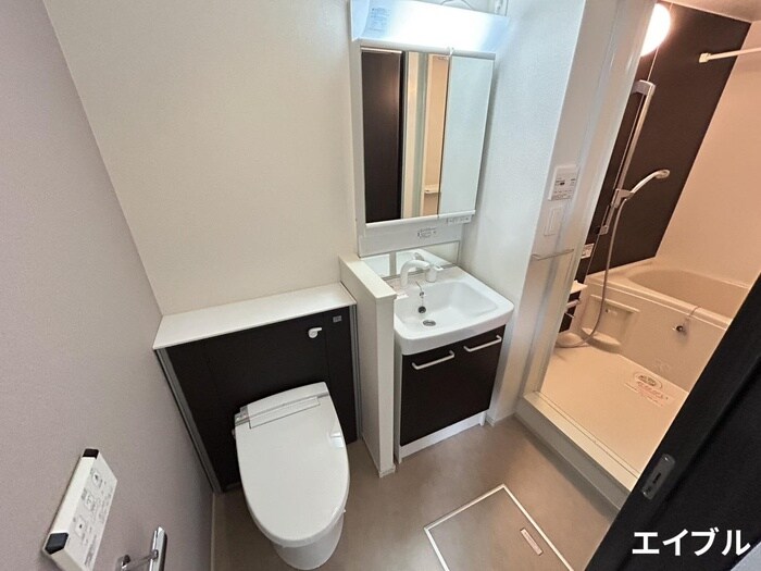 物件内観写真10　(洗面)