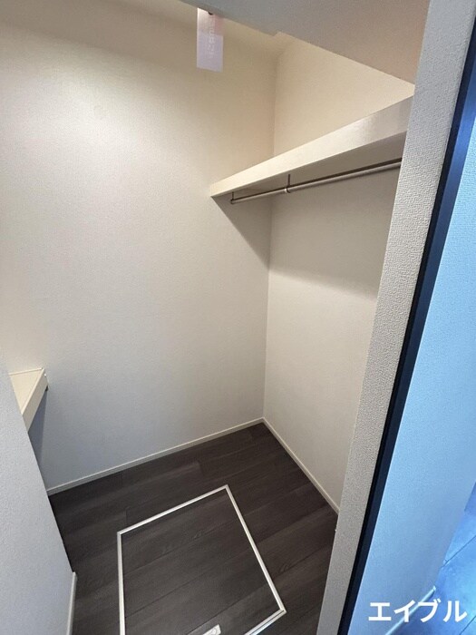 物件内観写真12　(収納)