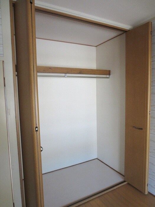 物件内観写真11　(収納)