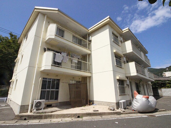 物件外観写真6　(外観写真)