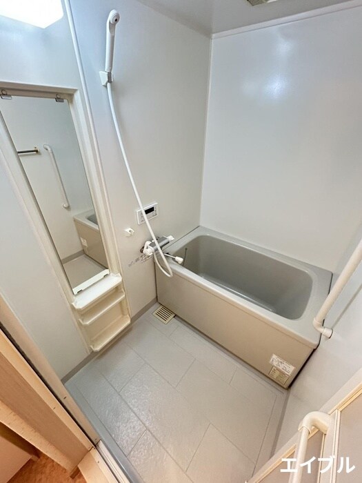 物件内観写真10　(バス／シャワールーム等)