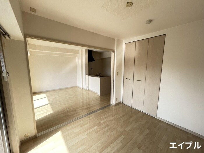 物件内観写真15　(居室)