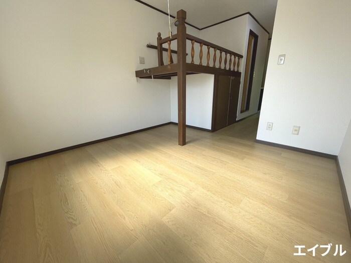 物件内観写真8　(居室)