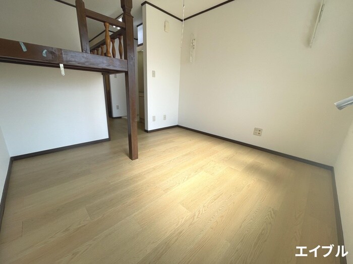 物件内観写真9　(居室)