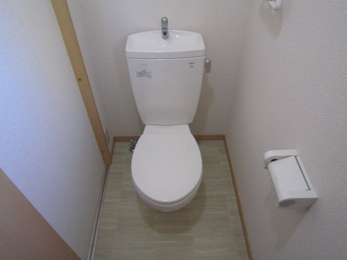 物件内観写真11　(トイレ)