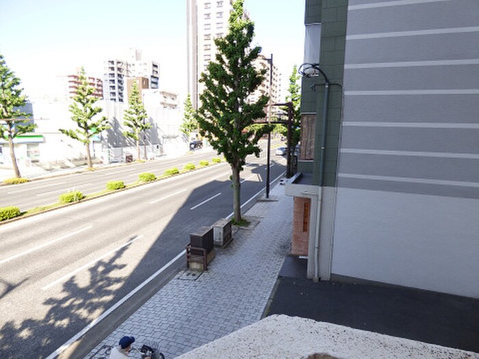 物件内観写真13　(室内からの展望)