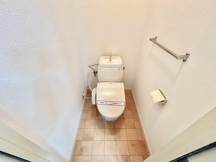 物件内観写真6　(トイレ)