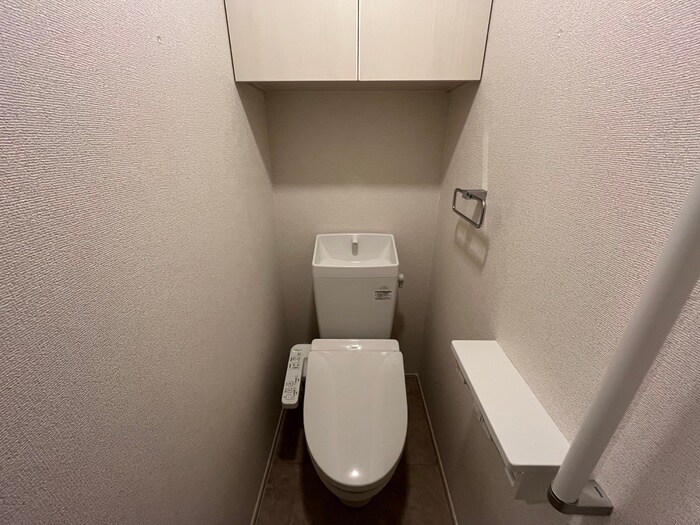 物件内観写真11　(トイレ)