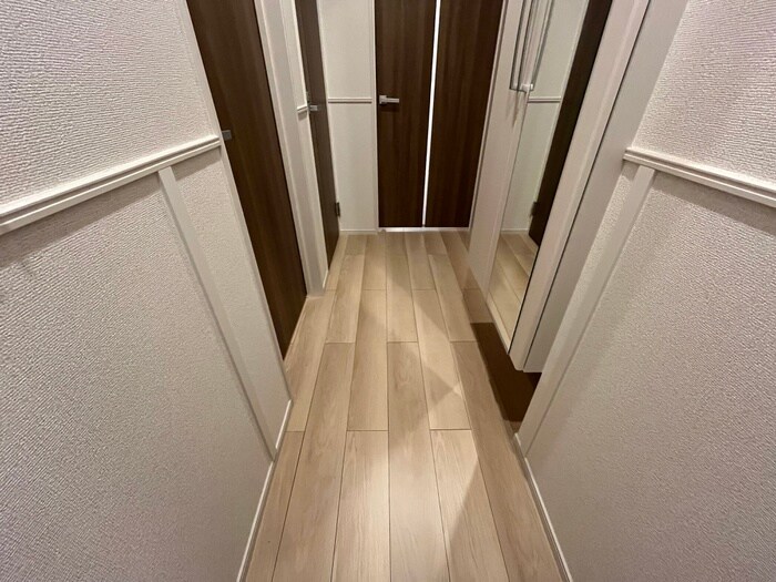 物件内観写真19　(廊下)