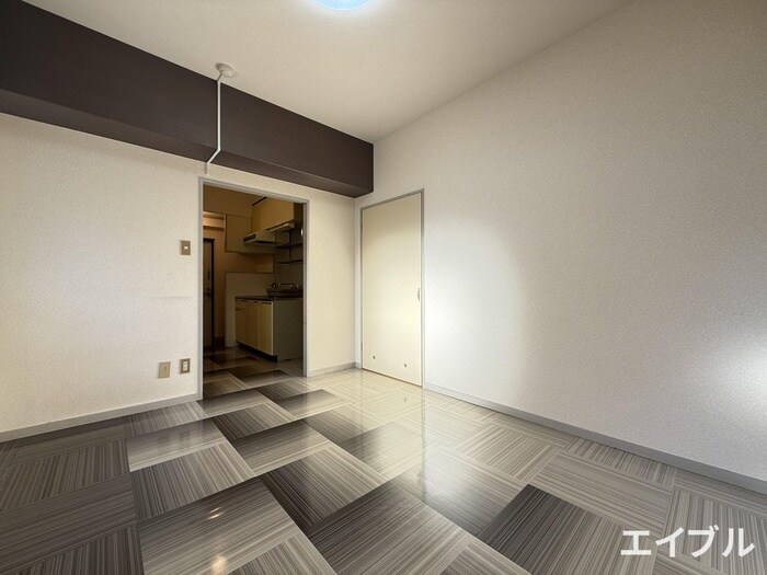 物件内観写真9　(居室)