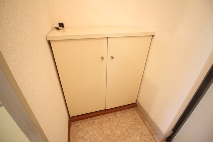 物件内観写真16　(靴箱)