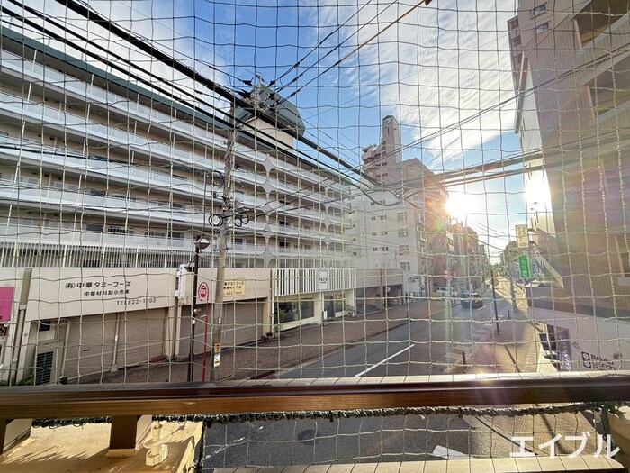 物件内観写真20　(室内からの展望)