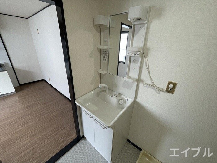 物件内観写真11　(洗面)