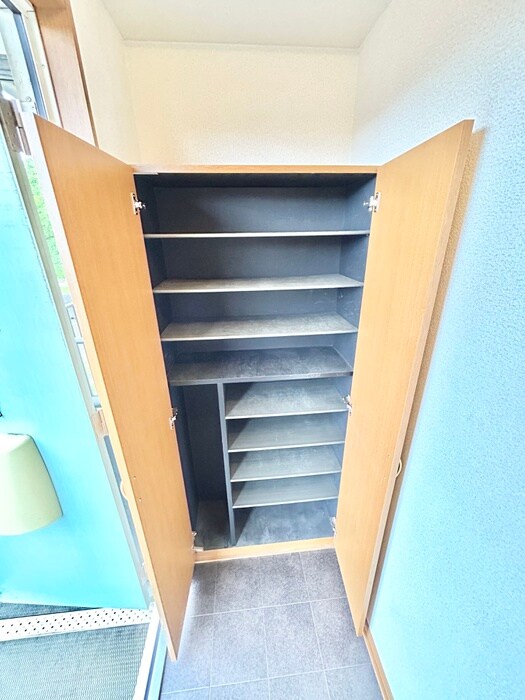 物件内観写真18　(靴箱)