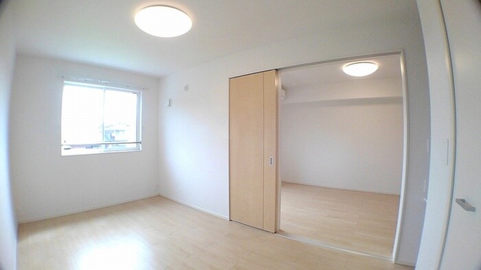 物件内観写真10　(居室)