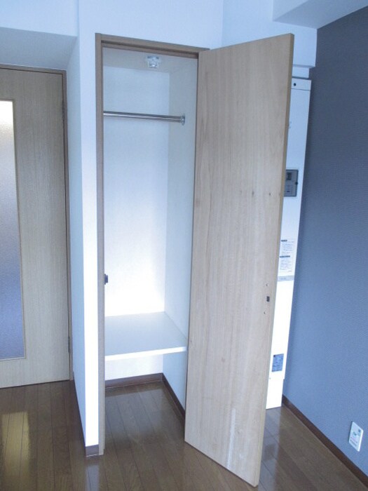 物件内観写真8　(収納)