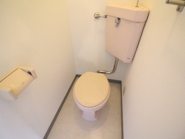 物件内観写真13　(トイレ)