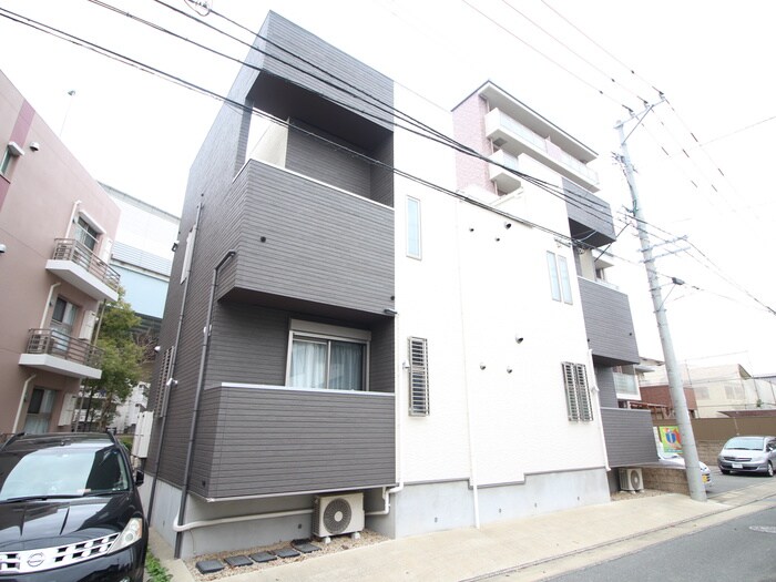 物件外観写真1　(外観写真)