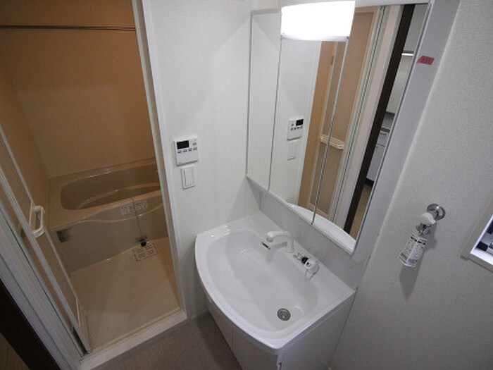 物件内観写真12　(洗面)