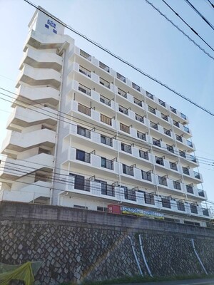 ホワイトパレス門司港外観写真
