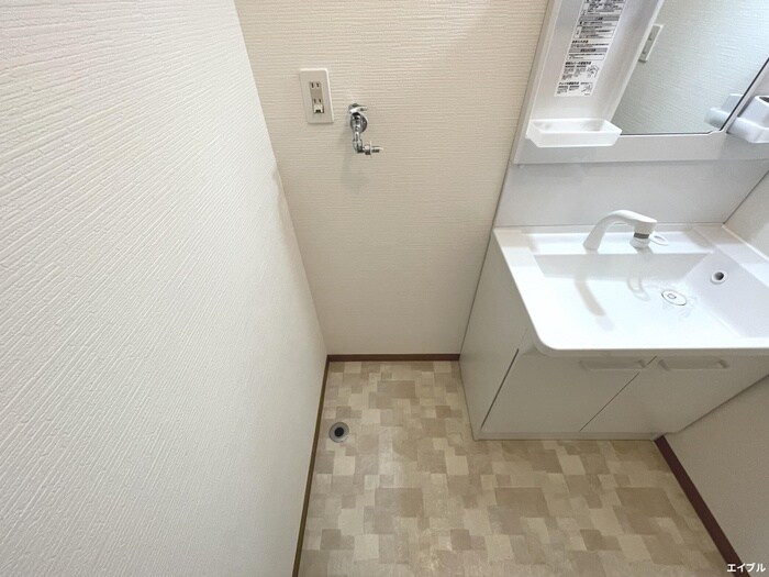 物件内観写真19　(洗濯機置場)