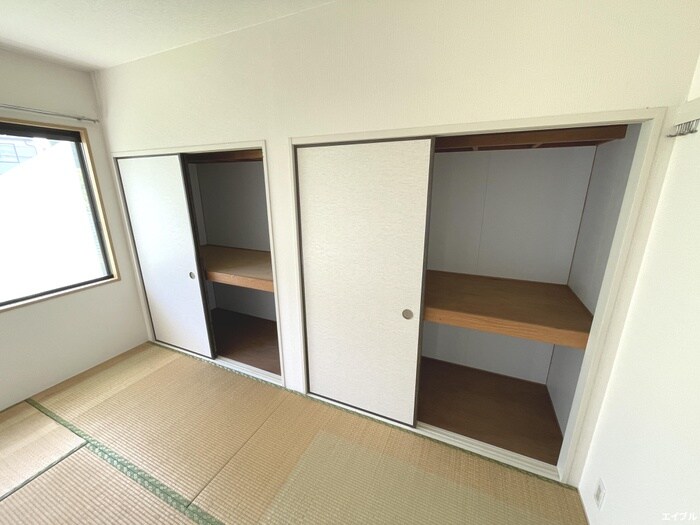 物件内観写真22　(収納)