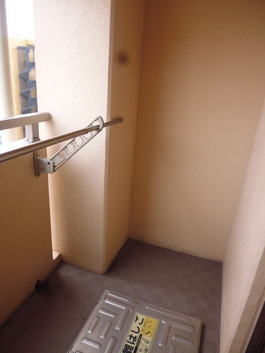 物件内観写真10　(ベランダ・バルコニー)