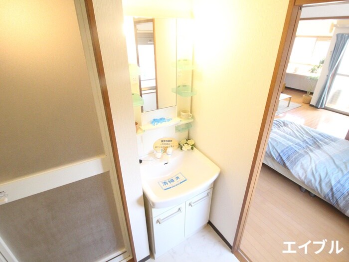 物件内観写真10　(洗面)