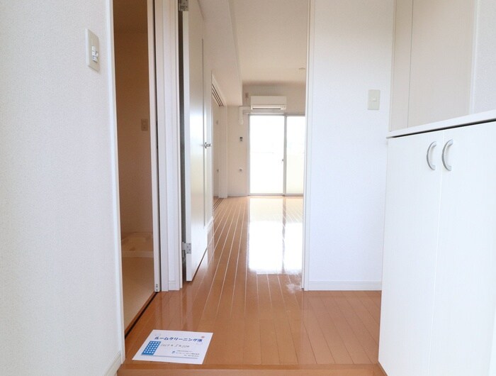 物件内観写真16　(廊下)