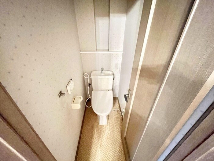 物件内観写真8　(トイレ)