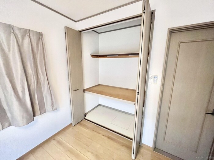 物件内観写真10　(収納)