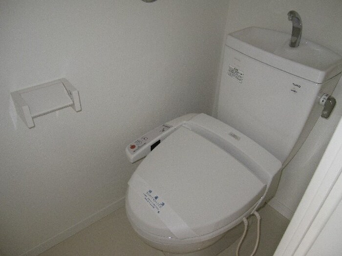 物件内観写真13　(トイレ)