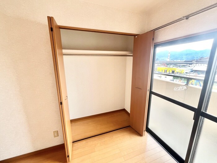 物件内観写真13　(収納)