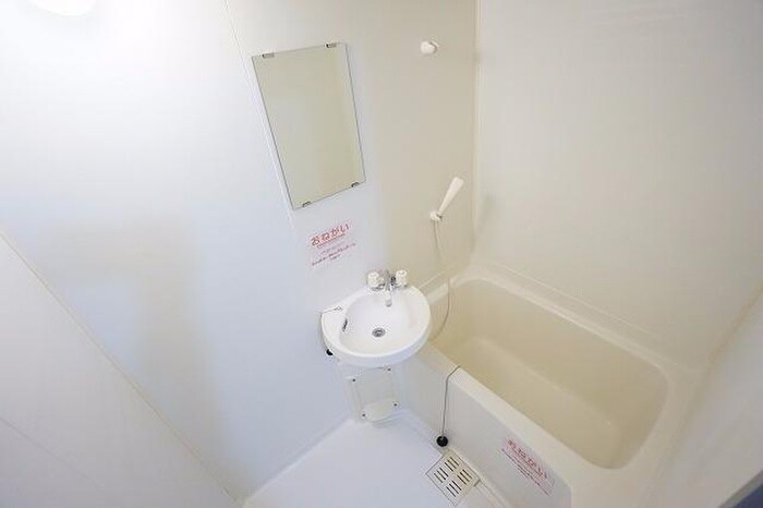 物件内観写真10　(バス／シャワールーム等)