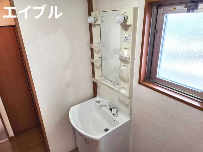 物件内観写真12　(洗面)