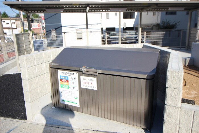 物件外観写真4　(建物設備)