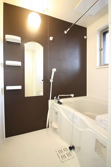 物件内観写真10　(バス／シャワールーム等)