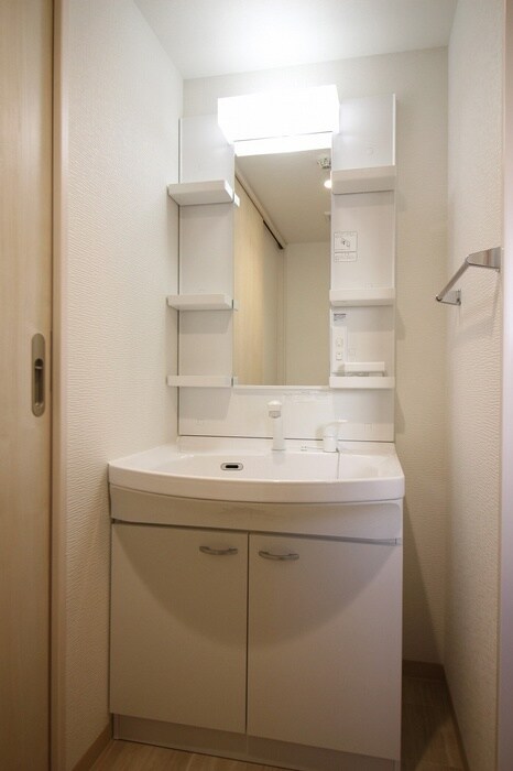 物件内観写真12　(洗面)