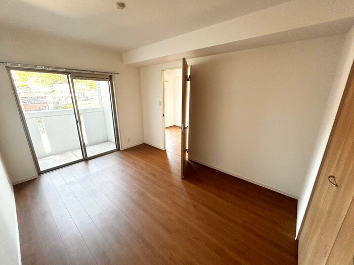 物件内観写真18　(居室)