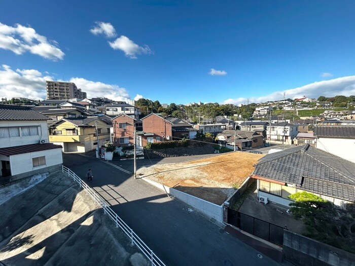 物件内観写真21　(室内からの展望)