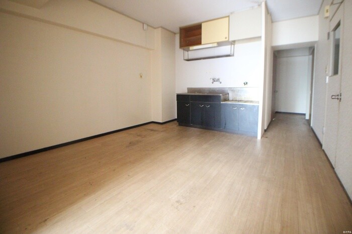 物件内観写真2　(居室)