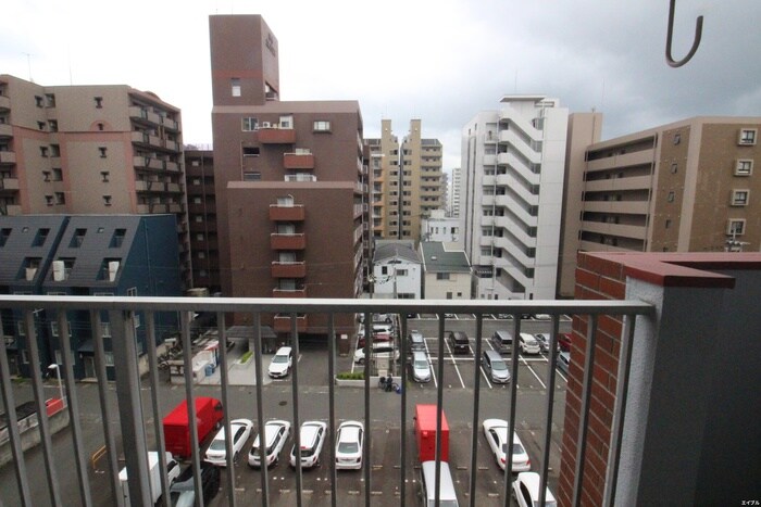 物件内観写真16　(室内からの展望)