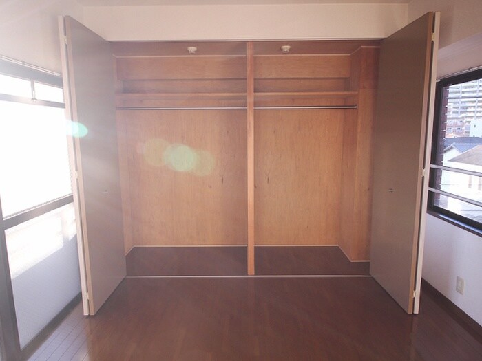 物件内観写真8　(収納)