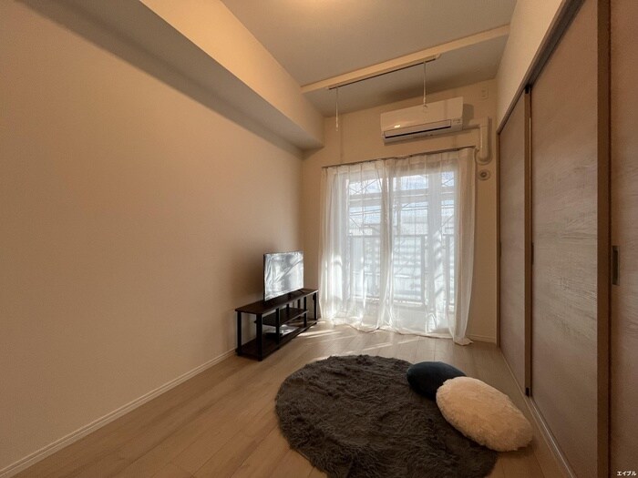 物件内観写真3　(居室)