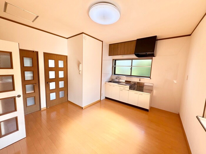 物件内観写真8　(居室)